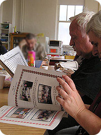 groupe d'apprenants en salle de classe